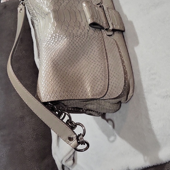 Coach Python Purse - Picture 4 of 17